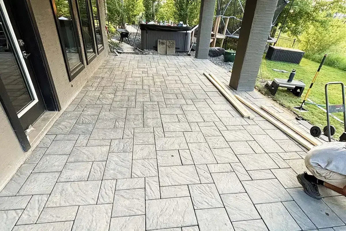 Winnipeg backyard lawn care and garden maintenance